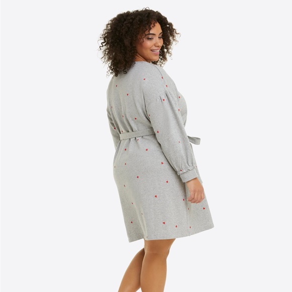 Draper James Bobbie Sweatshirt Dress in Printed Hearts - Picture 3 of 9